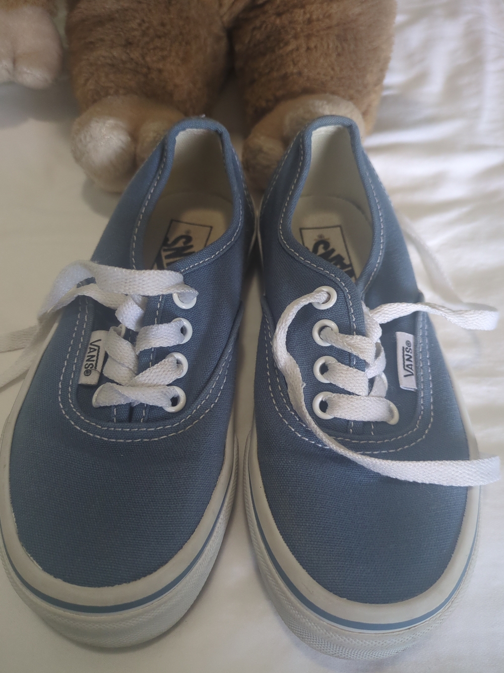 Vans Kids Classic Low-Top Canvas Sneakers in Blue